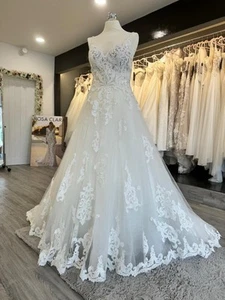 Maggie Sottero Florence Wedding Dress size 16, Ivory, Glitter Tulle, Unused. - Picture 1 of 8