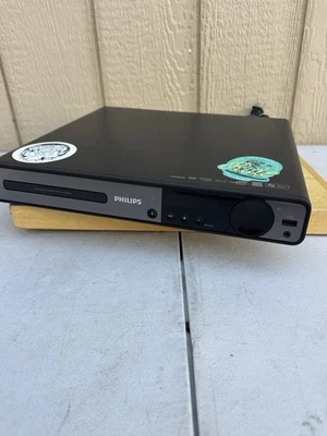 Phillips DVD Home Theater System HTS3372D/F7 No Remote Works Tested DVD Issues - Image 1 of 4