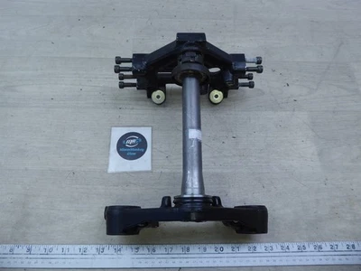 1982 年雅马哈 XZ550RK Vision Y20990) 三树转向杆夹轭  — 第 1/4 张图片