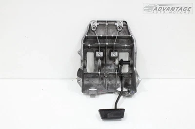 RAM 1500 2011-2018 4x4 pedal de parada de freno con soporte de montaje 55351190ag oem Foto 1 de 4