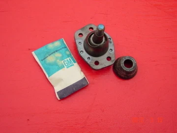 1961 - 63 庞蒂亚克暴风雨/莱曼斯 NOS 上球接头 — 第 1/4 张图片