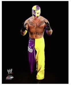 WWE REY MYSTERIO JR OFFICIAL LICENSED ORIGINAL 8X10 WRESTLING PHOTO FILE PHOTO 3 - Picture 1 of 1