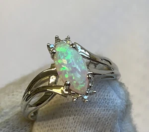 10K White Gold Ring 2.57g Fine Jewelry Size 7 Band Opal Look Marquise Stone - Picture 1 of 24