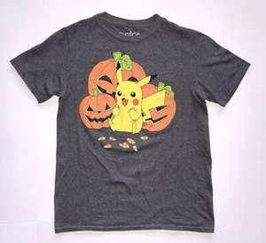 Camiseta POKÉMON Niño Grande Gris Pikachu y Calabazas Halloween Gráfico Camiseta Nintendo - Imagen 1 de 9