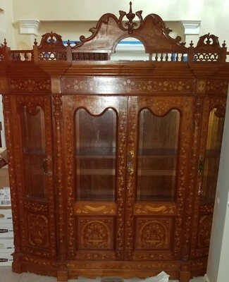 Gabinete de marquetería indo persa del siglo XIX con incrustación de calidad de museo Foto 1 de 2