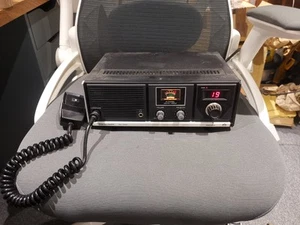 CB Radio Homebase Realistic Navaho TRC-3000 uk 40 /27/81 FM radio - Zdjęcie 1 z 21