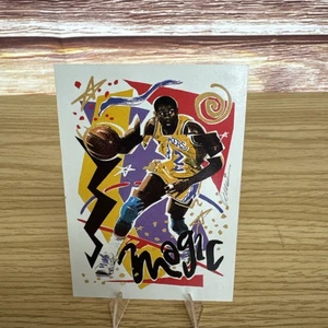 Magic Johnson 1990-91 NBA Hoops ~ Art Card Team Checklist #367 ~ LA Lakers HOF - Foto 1 di 2