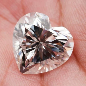 Piedra Diamantes Moissanita Forma Corazón D Color Blanco con Certificado GRA Brillante - Imagen 1 de 9