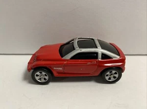 Maisto - Jeep Jeepster 4x4 Concept Car - 1/64 Diecast rot Sammler Spielzeugauto - Bild 1 von 5
