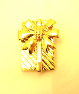 Vtg AAI Gold Present Gift Pin Brooch - Picture 1 of 4