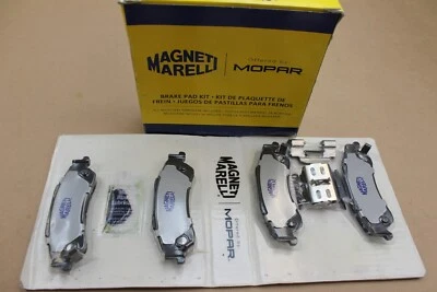 Juego de pastillas de freno de disco traseras premium para Chevy Blazer/S10/GMC Sonoma/Jimmy 1998-2004 Foto 1 de 4