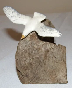 Driftwood Seagull Decor Beach Signed 4" Decoration - Picture 1 of 7