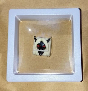 B.O.B Handcraft YASHA ARTISAN KEYCAP KURO/SHIRO - Picture 1 of 3