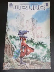 We Live (2020) #1 Dustin Nguyen 1 in 15 variante copertina Inaki Miranda Art quasi nuovo - Foto 1 di 7