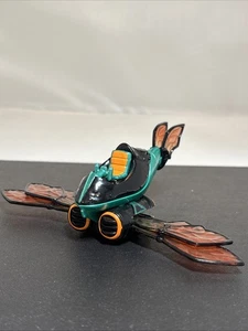 Skylanders Superchargers: Buzz Wing Turbocharger - Picture 1 of 5