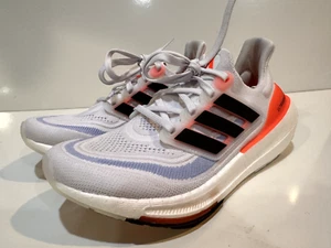 Adidas Ultraboost Light Women's Athletic Running Shoes Size 7 - Picture 1 of 8