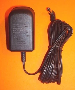 UD-0602 ADATTATORE TELEFONO COMPONENTE 6V 200mA PER TELEFONO PHILIPS CD445 B5.10 - Foto 1 di 4