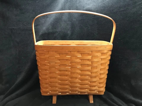 Longaberger footed magazine basket with handle Cover