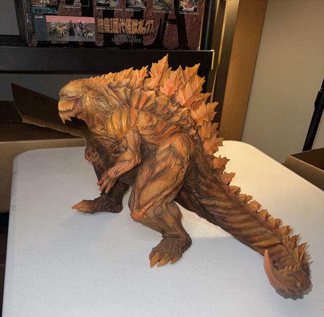 Toho 30cm Series Godzilla: Planet of the Monsters: Godzilla Earth