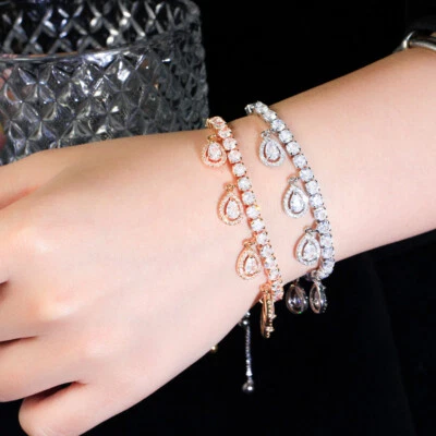 Brazalete de cadena ajustable enchapado en oro amarillo circonita cúbica con forma de gota de agua para mujer Foto 1 de 4