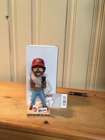 Pittsburgh Pirates Altoona Curve Josh Bell Cow-Bell Bobblehead SGA 2017 Cover