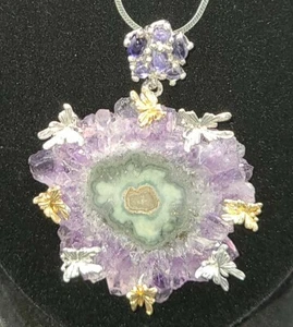 Amethyst Tropfstein Sterlingsilber Anhänger mit Iolith Akzenten am Bügel - Bild 1 von 10