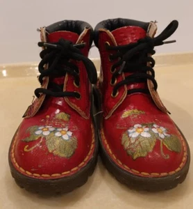 Dr. Martins Kid Inside 6.5" Red Leather Dimpled Strawberry Boots Made In England - Picture 1 of 12