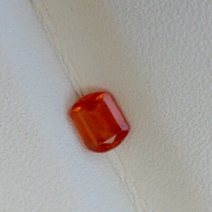 0.8 Carat Natural Hand Made Cut Rear Stone Triplite Full Luster Loose Gemstone - Picture 1 of 8