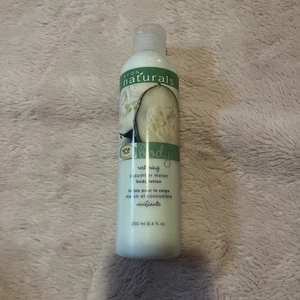 nuova lozione corpo AVON Naturals SENSES - melone cetriolo - 8,4 oz - Foto 1 di 2