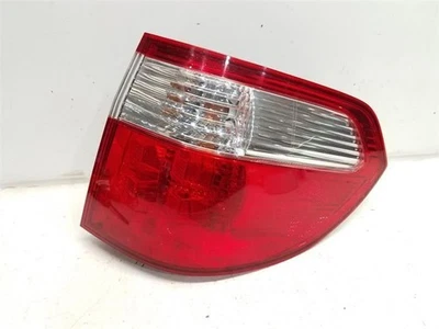 2005-06 Honda Odyssey Passenger Right Tail Light - Quarter Mount  - Imagem 1 de 3