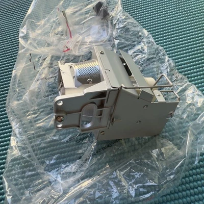 BL-FU200E / BL-FU200D Replacement Lamp Bulb with Housing for OPTOMA HD27H HD27HD - Image 1 of 4