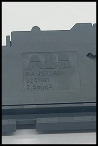 RA7572801~ABB~RA7572801 Verdrahtungsstecker Reihenklemme 2,5 mm² unbenutzt Überschuss - Bild 1 von 8