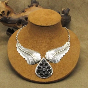 Collana con ciondolo vintage in argento sterling ala onice nera - Foto 1 di 8
