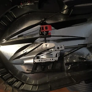 BLACK SPIDER-XT TACTICAL WIRELESS INDOOR HELICOPTER Silver - Picture 1 of 12