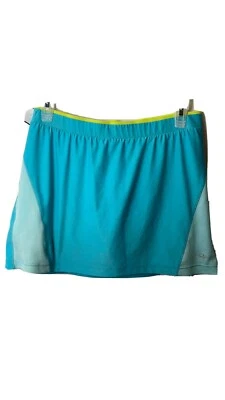 Pantalón corto mujer champion color verde azulado sixe XL  Foto 1 de 4