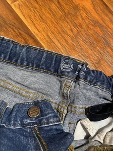 Kid’s Size 10 Jeans  - Picture 1 of 5