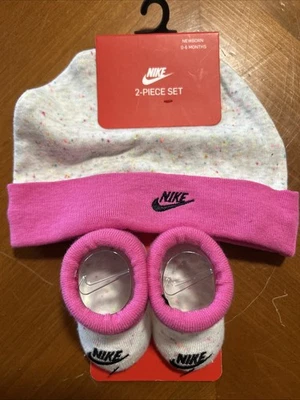 Nike Booties & Crib Hat Newborn 0/6 Months Pink/ Confetti - Image 1 of 3