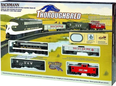 Bachmann 691 Norfolk Southern Thoroughbred HO Gauge Diesel Starter Train Set - Image 1 of 4