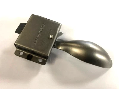 DOOR SLAM LOCK LH OR RH TO FIT DUNCAN CABS MOSTLY FOR MASSEY FERGUSON TRACTORS