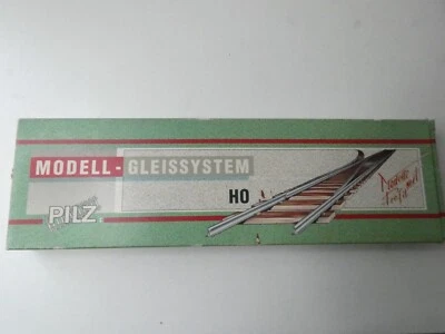 Gleiswechsel H0/H0m von Pilz in H0 in OVP - Bild 1 von 2