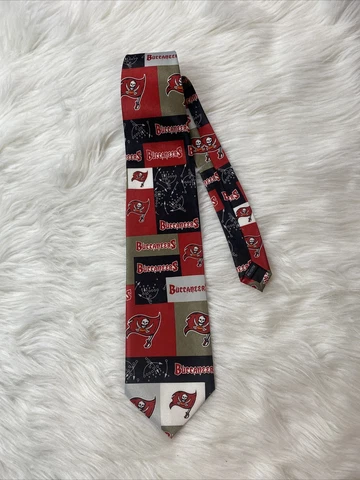 NWT Vintage Tampa Bay Buccaneers Ralph Marlin Polyester Neck Tie New W/ Tags Cover