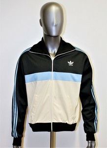 jogging adidas challenger