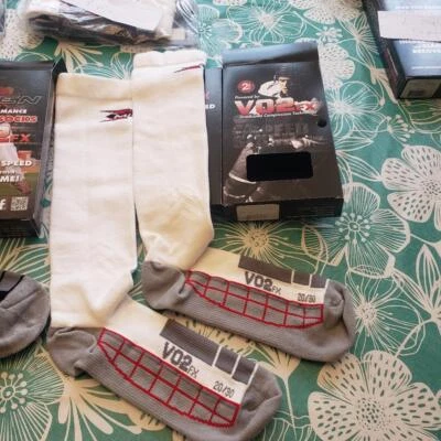 MIKEN - V02fx Cushion Sole 15-20 Compression Knee High Sports Socks Size M L XL