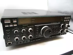 Radioaficionado Transceptor YAESU FT-1011 (500Hz montado en filtro) - Imagen 1 de 24