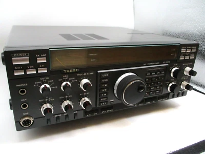 YAESU FT-1011 (500Hz Filter montiert) Transceiver Amateurfunk - Bild 1 von 4