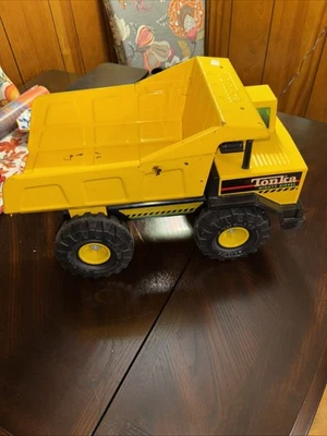 975  Tonka Toy Dump Truck. Metal and Plastic. Made In USA Great Condition No Box - Image 1 of 3