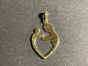 Vintage 14Kt Gold Shiman Mother and Child Charm or Pendant .50 grams - Foto 1 di 3