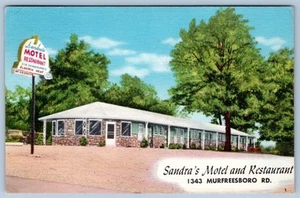 1955 SANDRA'S MOTEL RESTAURANT MURFREESBORO RD NASHVILLE TN JM FISCHER POSTCARD - Picture 1 of 2