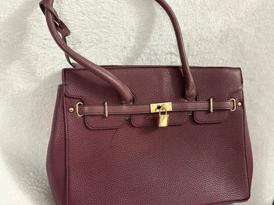 VENTA DE CUERO CARTERA MONEDERO BORGOÑA 15" ANCHO 11" ALTO 4 BOLSILLOS INTERIOR 2 EXTERIOR Foto 1 de 4