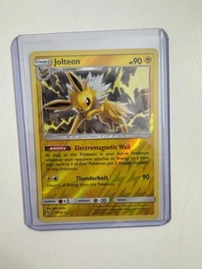 Pokémon TCG Jolteon 23/68 Reverse Holo Rare Hidden Fates - Picture 1 of 2